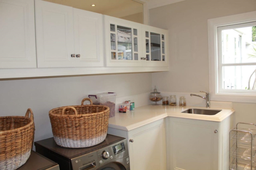 5 Bedroom Property for Sale in Bryanston Gauteng