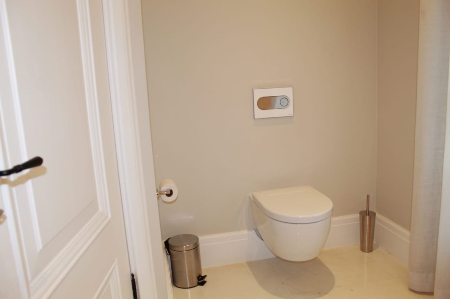5 Bedroom Property for Sale in Bryanston Gauteng