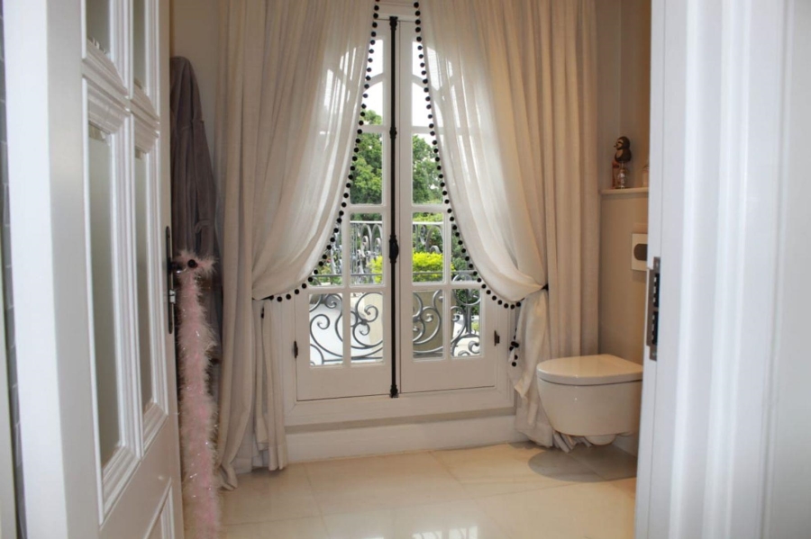 5 Bedroom Property for Sale in Bryanston Gauteng