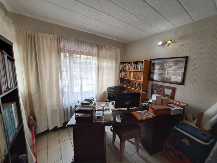 2 Bedroom Property for Sale in Northcliff Gauteng