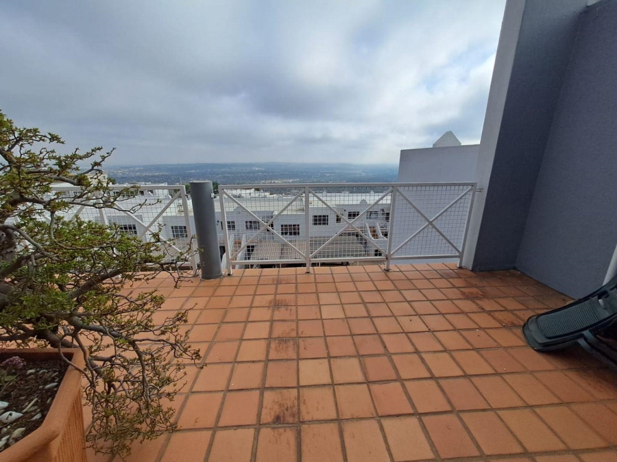 2 Bedroom Property for Sale in Northcliff Gauteng