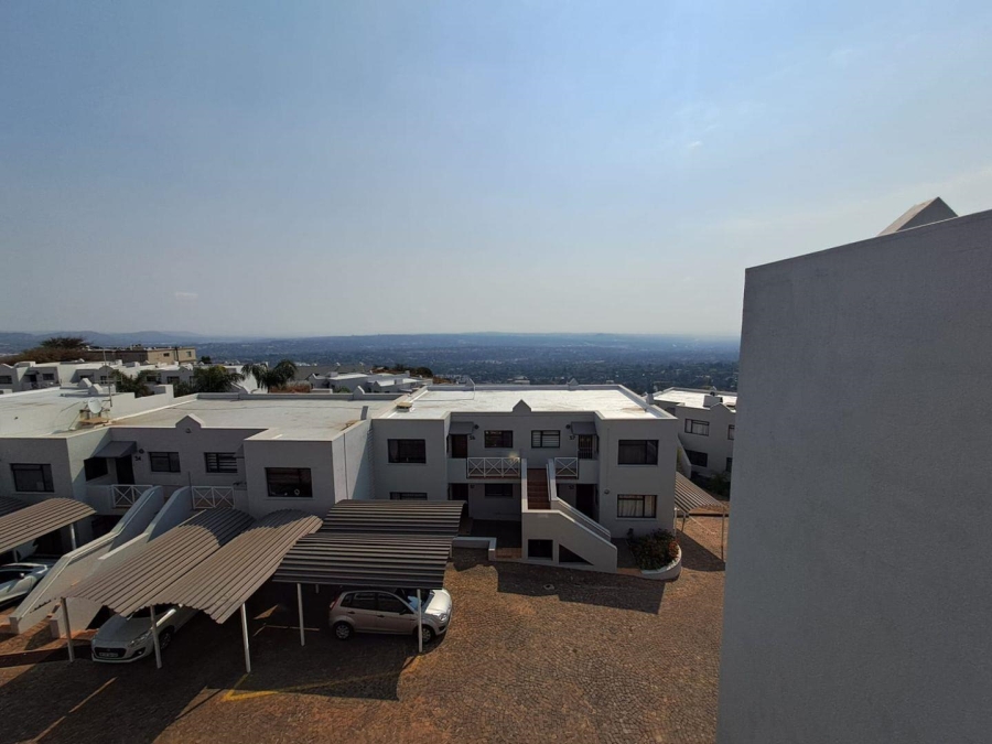 2 Bedroom Property for Sale in Northcliff Gauteng