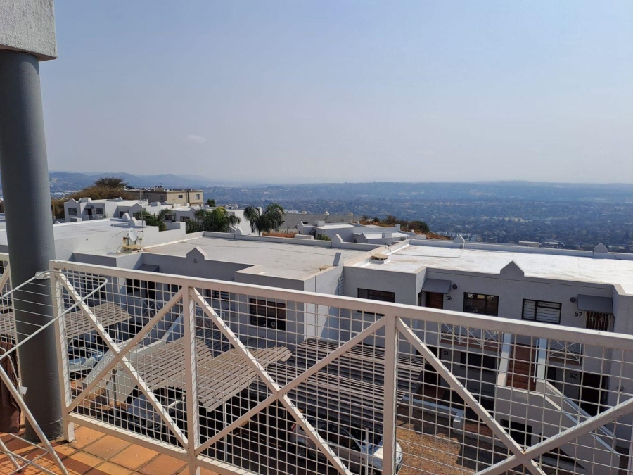 2 Bedroom Property for Sale in Northcliff Gauteng