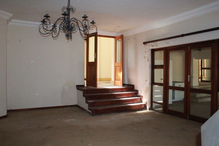 6 Bedroom Property for Sale in Bryanston Gauteng
