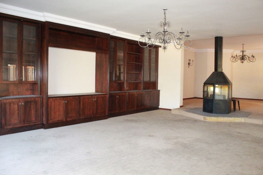 6 Bedroom Property for Sale in Bryanston Gauteng
