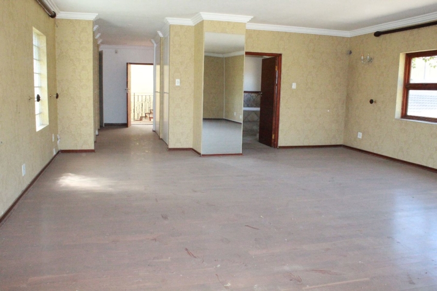 6 Bedroom Property for Sale in Bryanston Gauteng