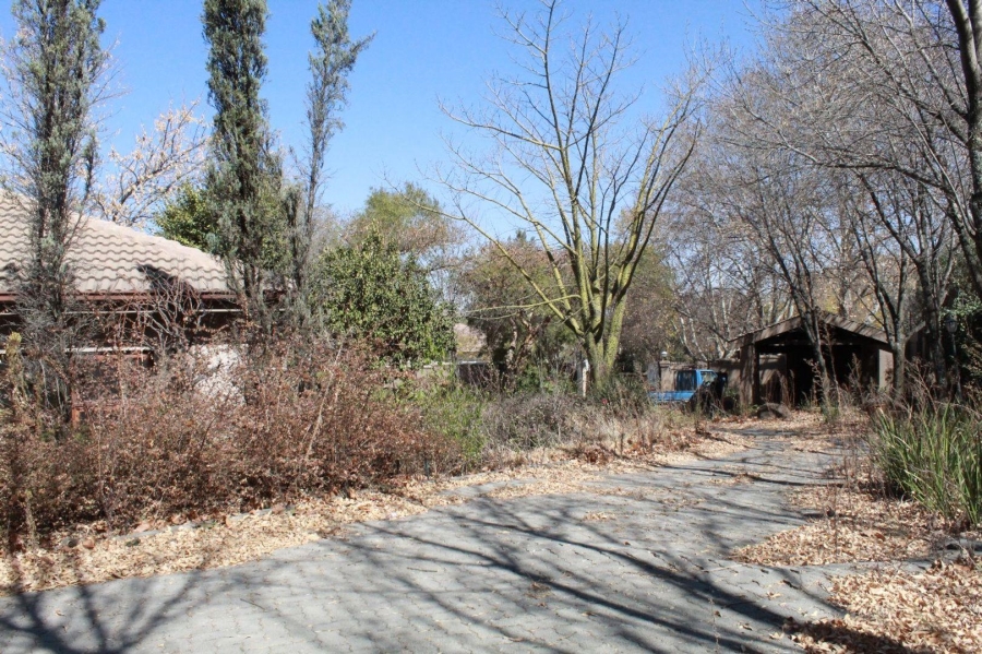 6 Bedroom Property for Sale in Bryanston Gauteng