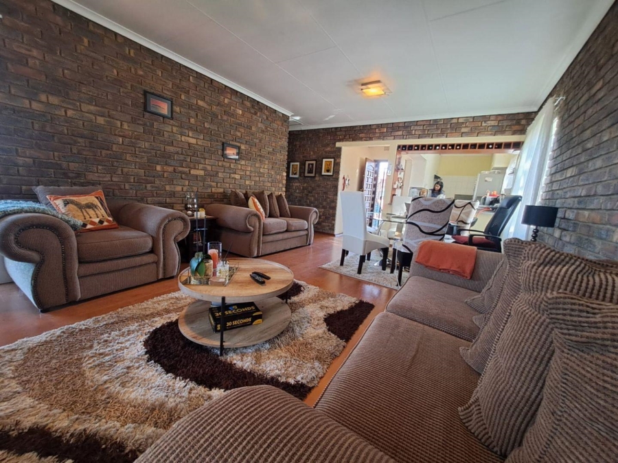 2 Bedroom Property for Sale in Northcliff Gauteng