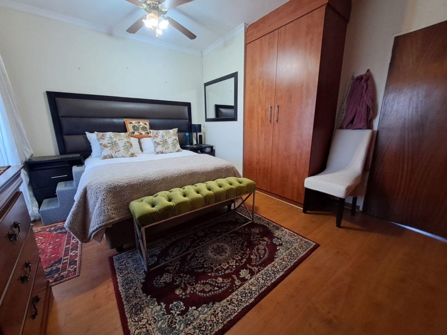 2 Bedroom Property for Sale in Northcliff Gauteng