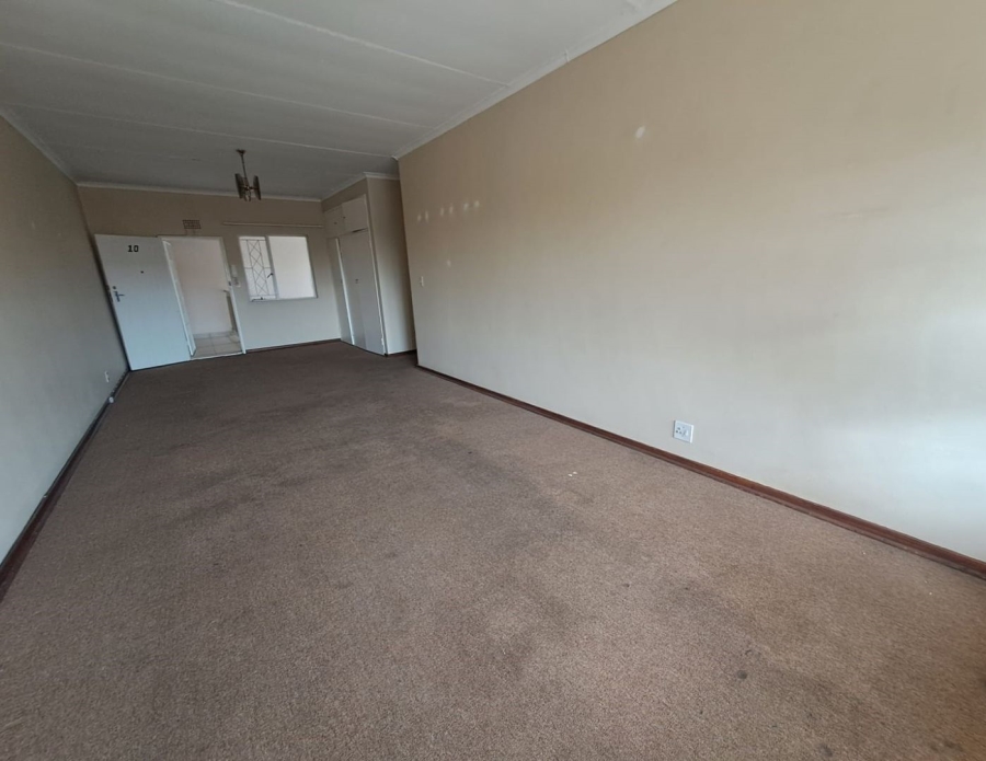 1 Bedroom Property for Sale in Northcliff Gauteng
