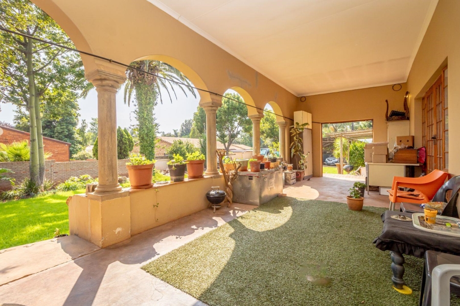 4 Bedroom Property for Sale in Wilro Park Gauteng