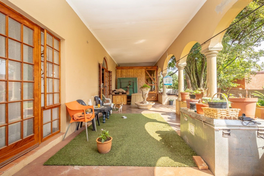 4 Bedroom Property for Sale in Wilro Park Gauteng