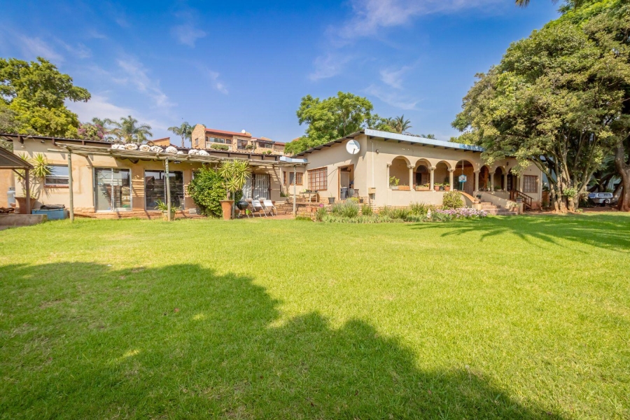 4 Bedroom Property for Sale in Wilro Park Gauteng