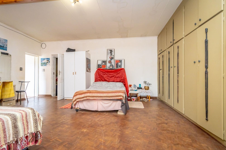 4 Bedroom Property for Sale in Wilro Park Gauteng