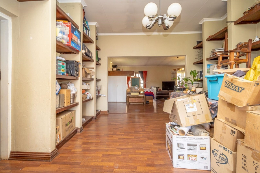 4 Bedroom Property for Sale in Wilro Park Gauteng