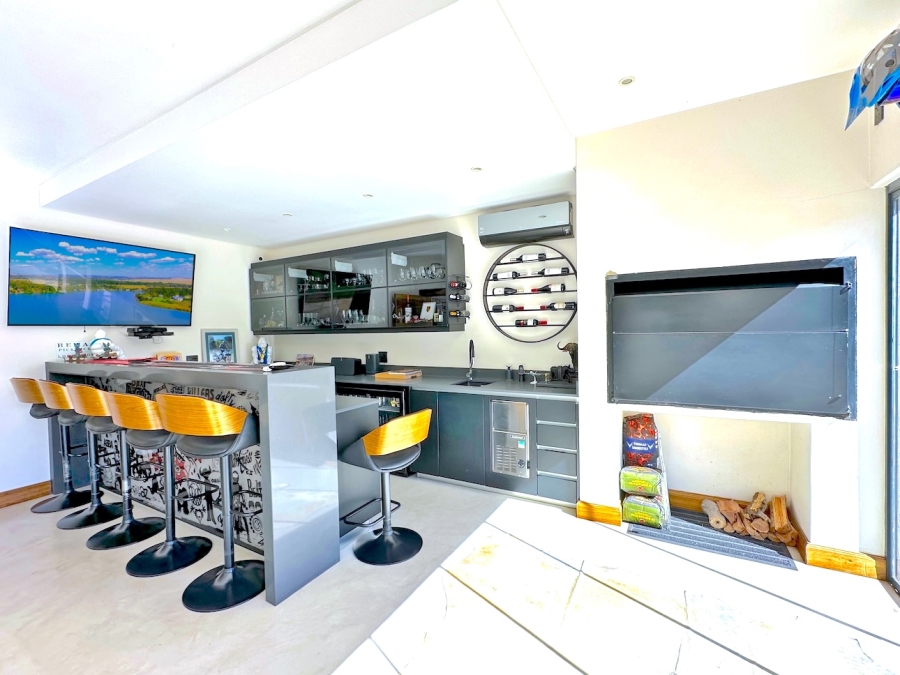 5 Bedroom Property for Sale in Emfuleni Golf Estate Gauteng
