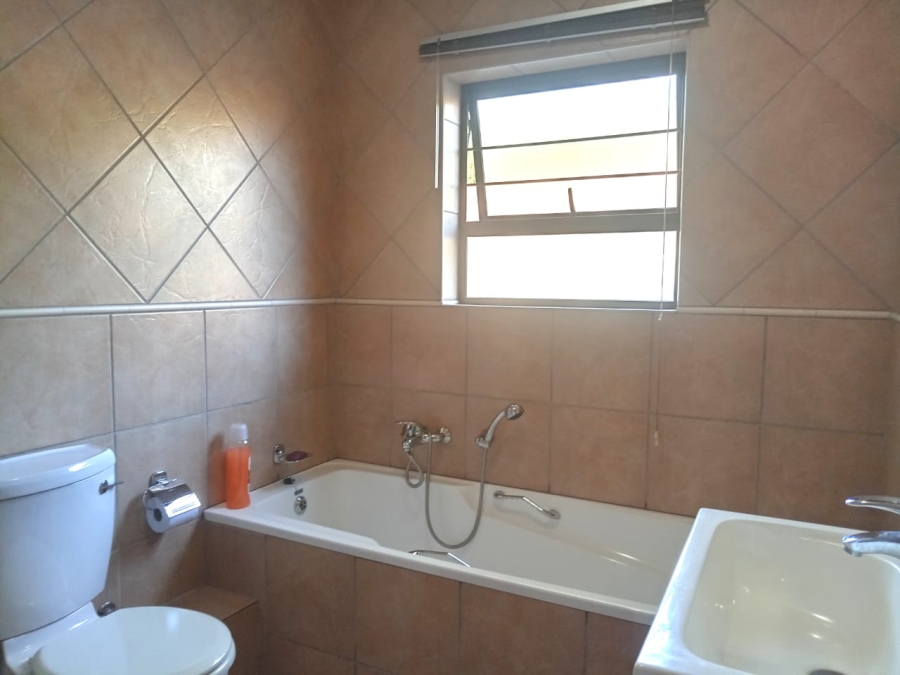 2 Bedroom Property for Sale in Willow Park Manor Gauteng