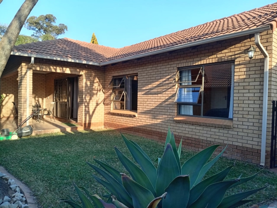 2 Bedroom Property for Sale in Willow Park Manor Gauteng