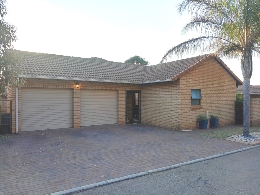 2 Bedroom Property for Sale in Willow Park Manor Gauteng