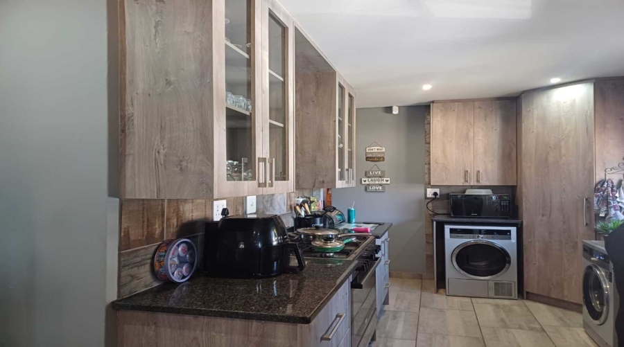 3 Bedroom Property for Sale in Arcon Park Gauteng