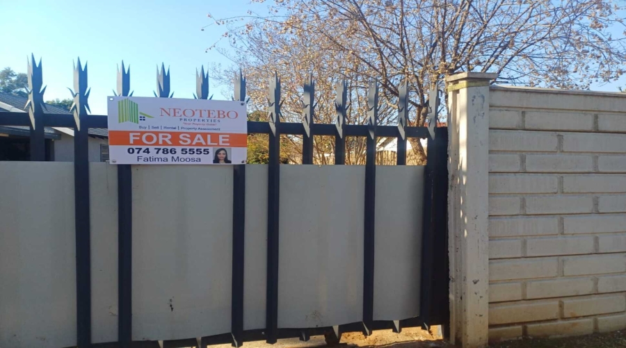 3 Bedroom Property for Sale in Arcon Park Gauteng