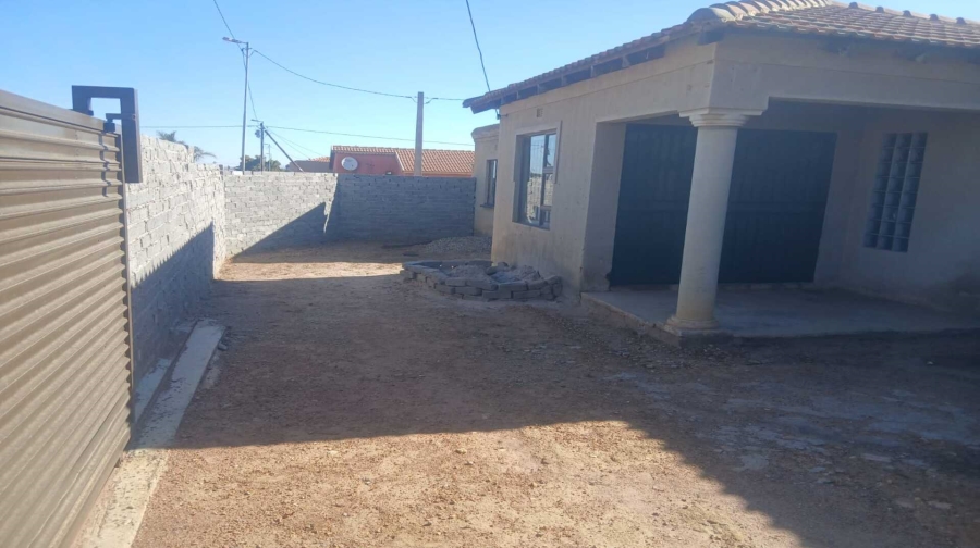 3 Bedroom Property for Sale in Orange Farm Gauteng