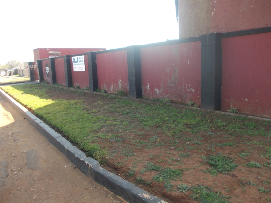 23 Bedroom Property for Sale in Bophelong Gauteng
