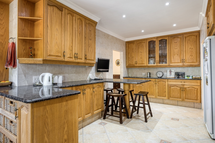 4 Bedroom Property for Sale in Parktown Gauteng