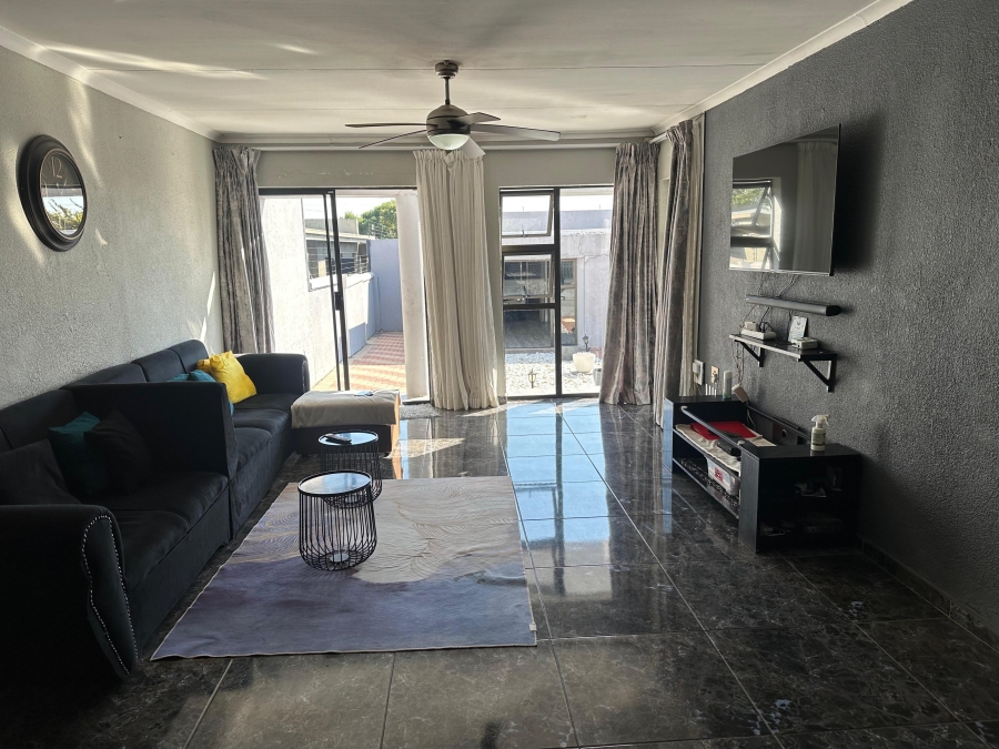 2 Bedroom Property for Sale in Eden Glen Gauteng