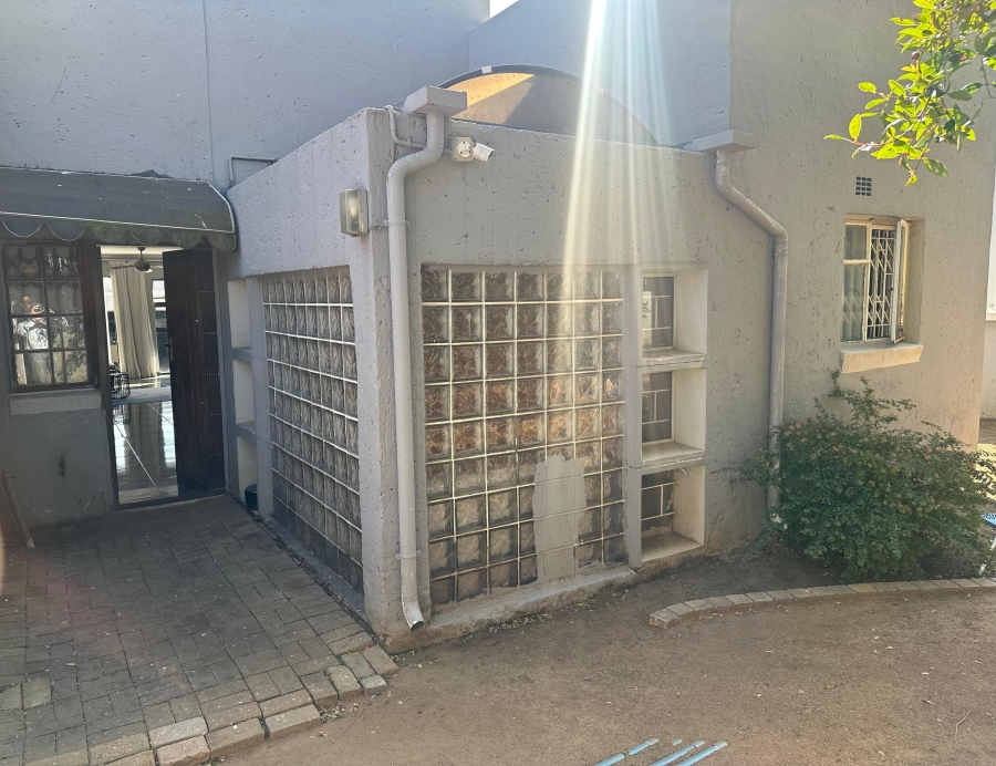 2 Bedroom Property for Sale in Eden Glen Gauteng