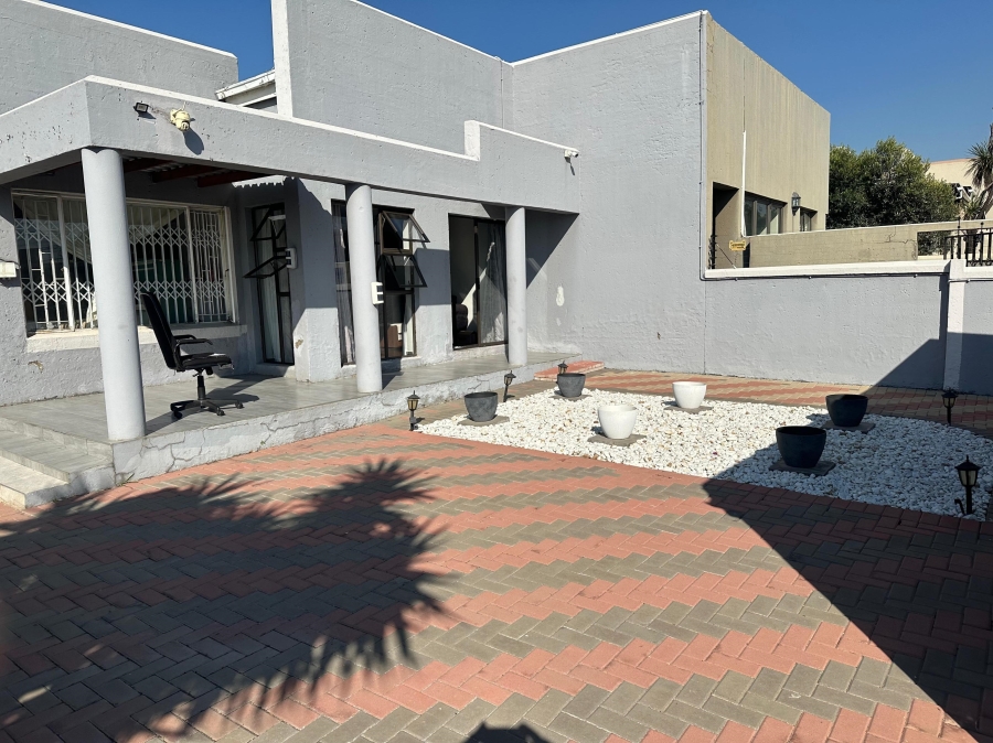 2 Bedroom Property for Sale in Eden Glen Gauteng