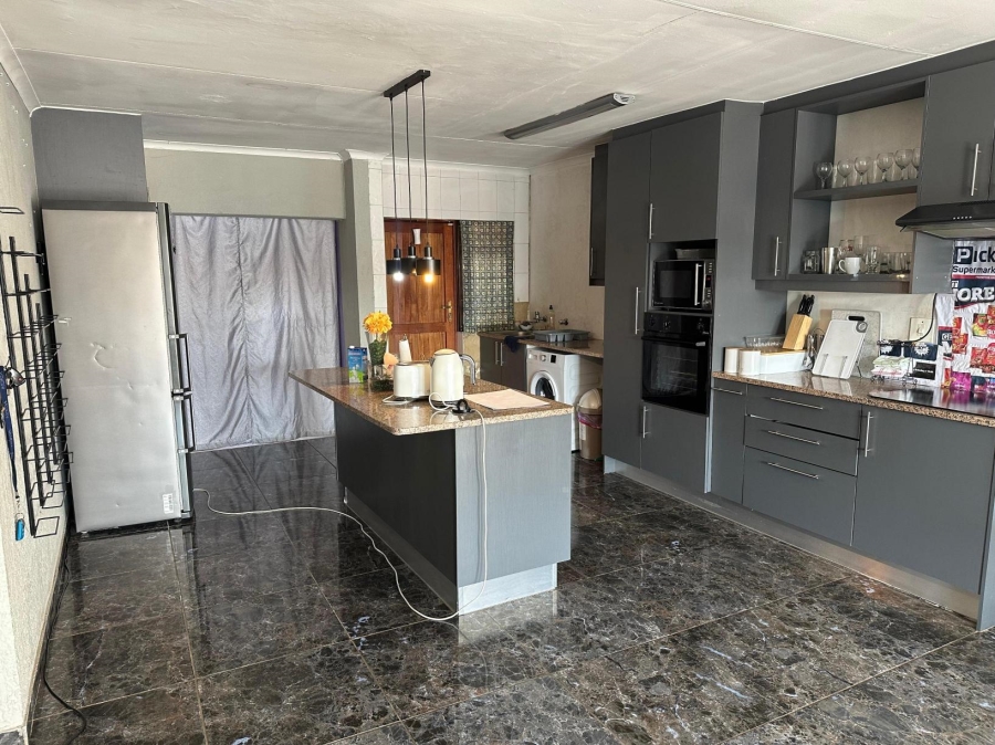 2 Bedroom Property for Sale in Eden Glen Gauteng