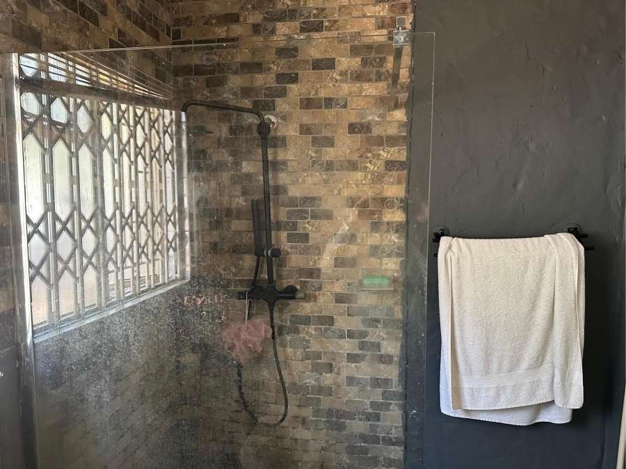 2 Bedroom Property for Sale in Eden Glen Gauteng