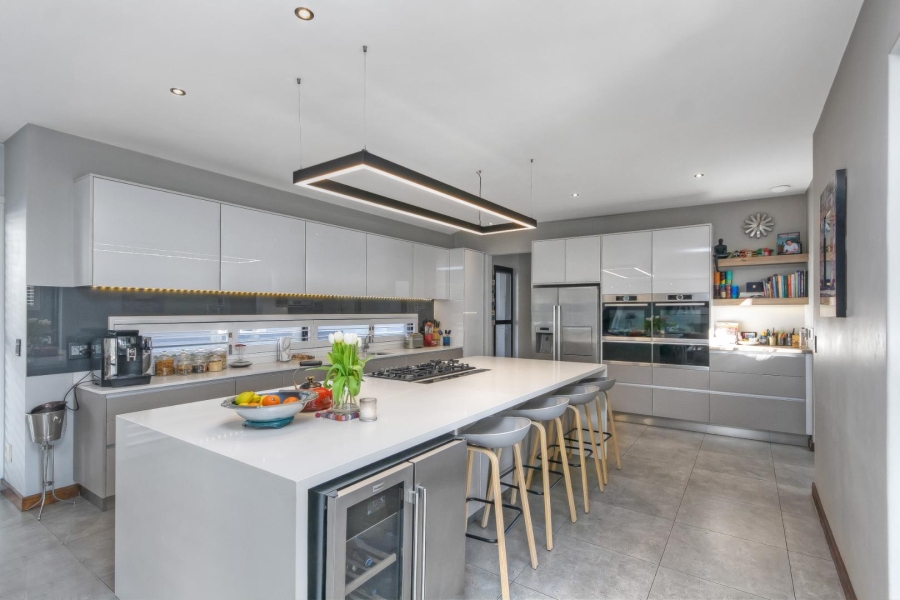 4 Bedroom Property for Sale in Waterfall Country Estate Gauteng