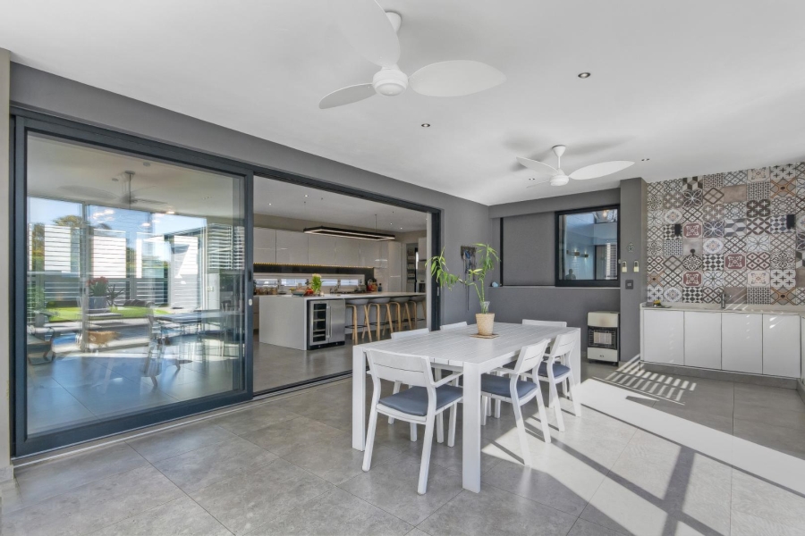 4 Bedroom Property for Sale in Waterfall Country Estate Gauteng
