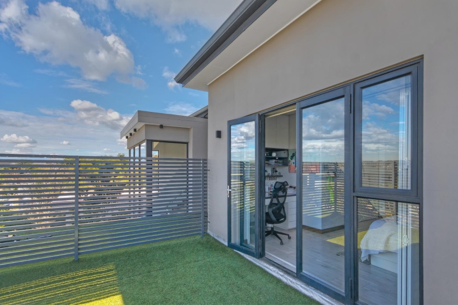 4 Bedroom Property for Sale in Waterfall Country Estate Gauteng