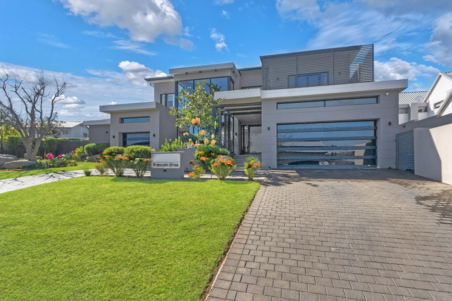 4 Bedroom Property for Sale in Waterfall Country Estate Gauteng