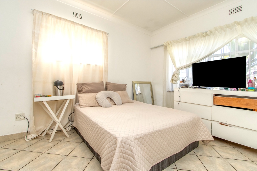 8 Bedroom Property for Sale in Franklin Roosevelt Park Gauteng