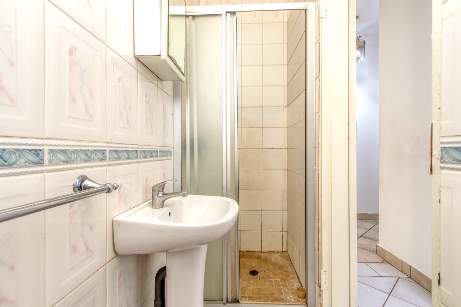 8 Bedroom Property for Sale in Franklin Roosevelt Park Gauteng