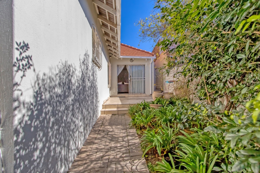 8 Bedroom Property for Sale in Franklin Roosevelt Park Gauteng