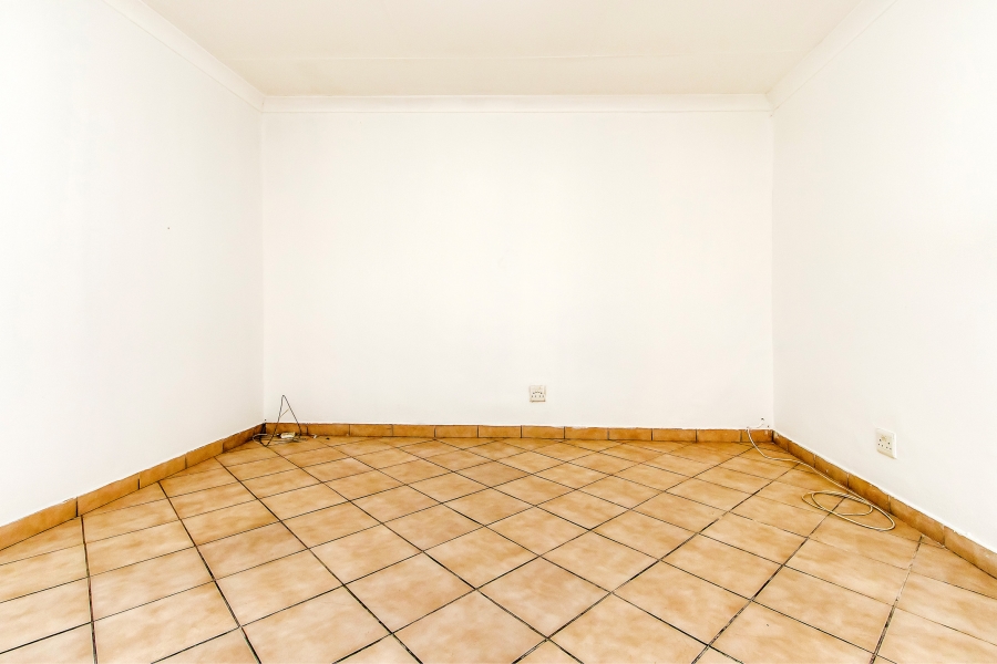 8 Bedroom Property for Sale in Franklin Roosevelt Park Gauteng