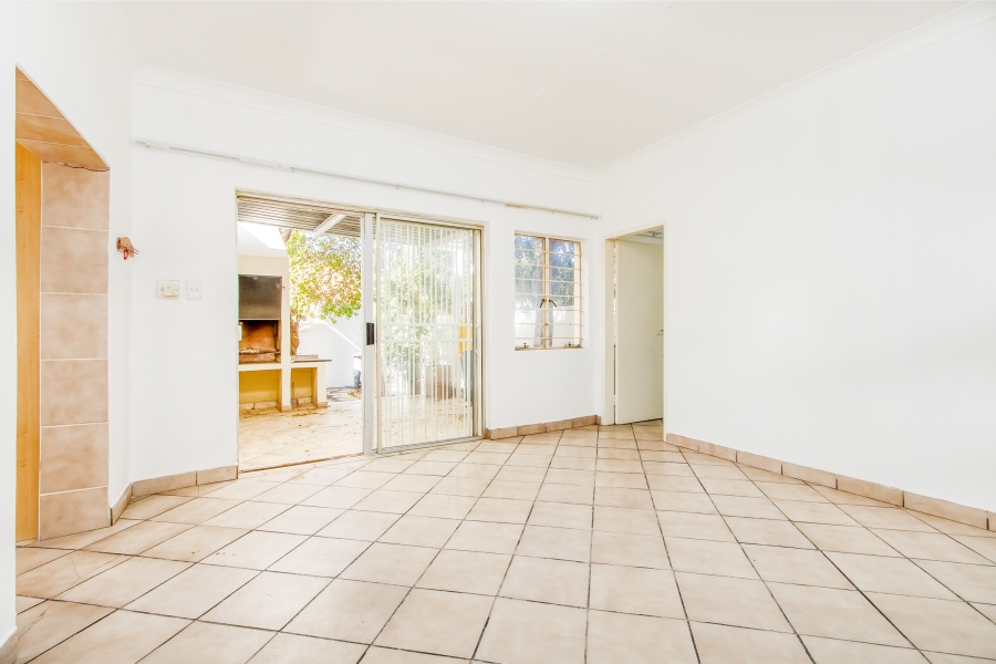 8 Bedroom Property for Sale in Franklin Roosevelt Park Gauteng
