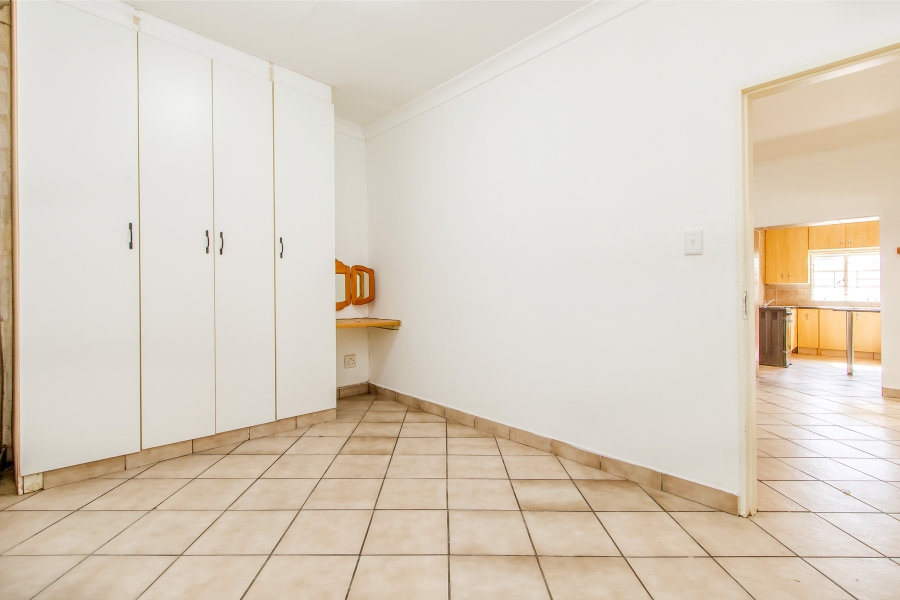 8 Bedroom Property for Sale in Franklin Roosevelt Park Gauteng