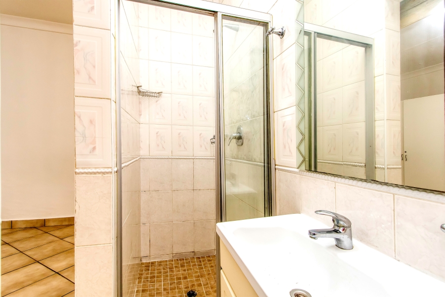 8 Bedroom Property for Sale in Franklin Roosevelt Park Gauteng