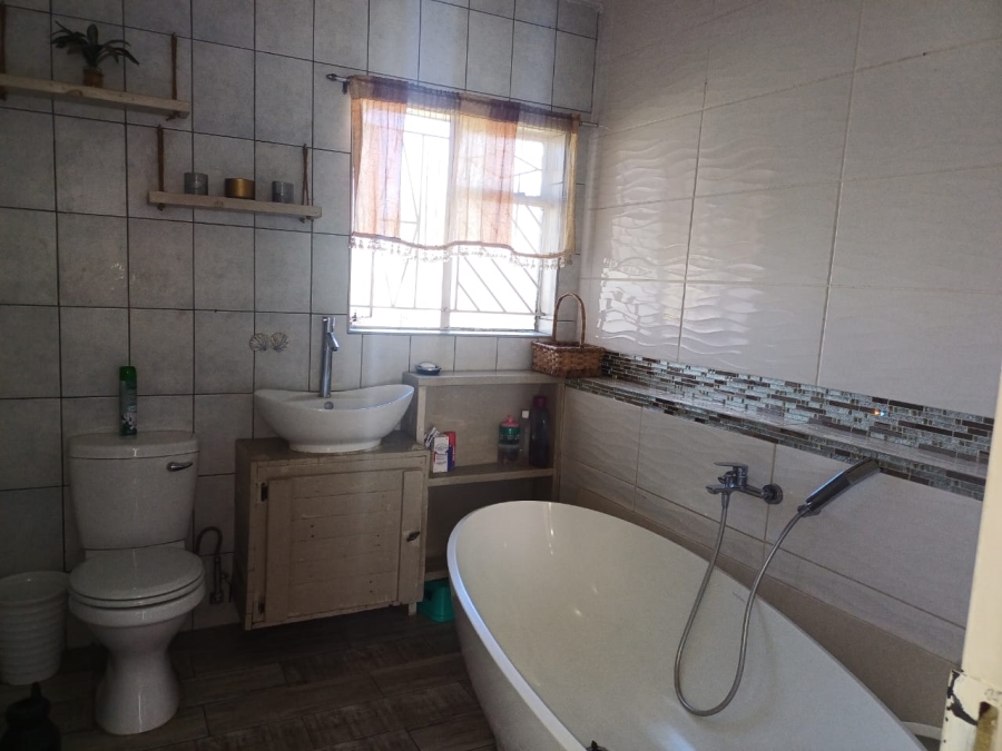 4 Bedroom Property for Sale in Arcon Park Gauteng