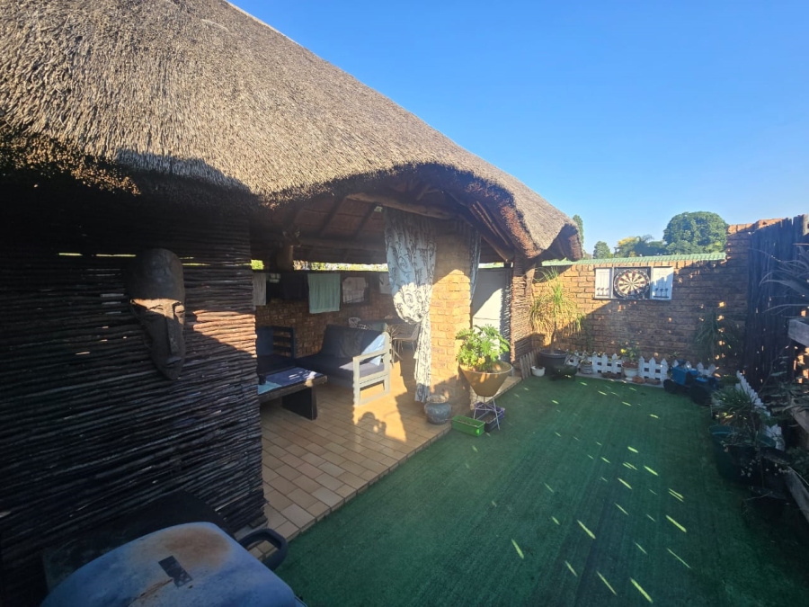 3 Bedroom Property for Sale in Doornpoort Gauteng