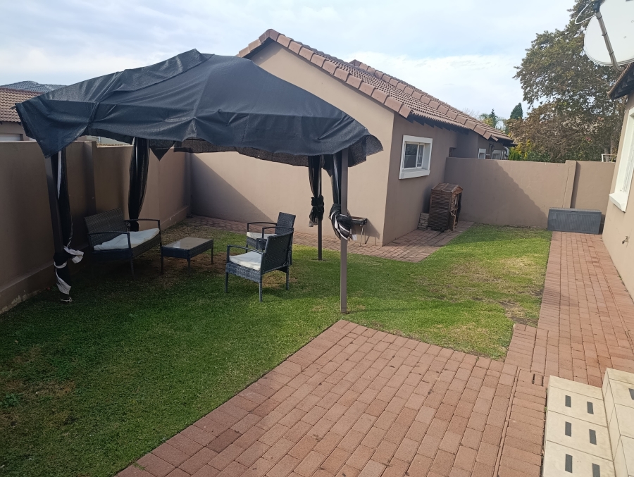 3 Bedroom Property for Sale in Thatchfield Estate Gauteng