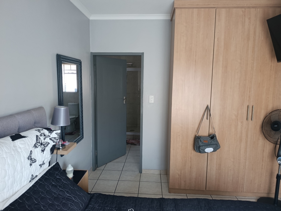 3 Bedroom Property for Sale in Thatchfield Estate Gauteng