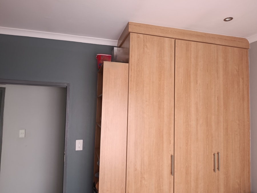 3 Bedroom Property for Sale in Thatchfield Estate Gauteng