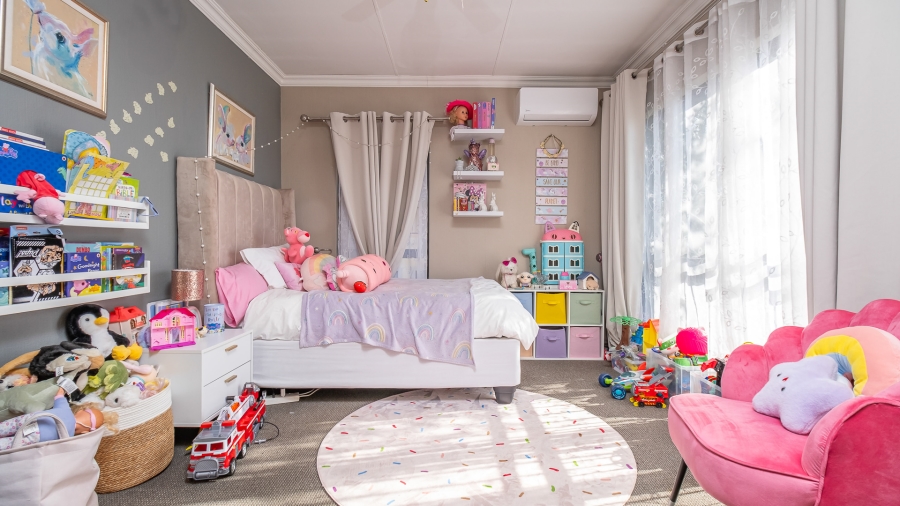 3 Bedroom Property for Sale in Featherview Estate Gauteng